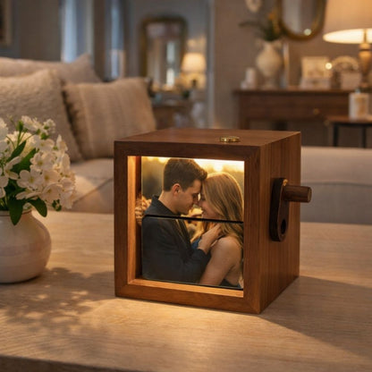 MemóriaBox™ – Diófából készült forgatható képes emlékdoboz